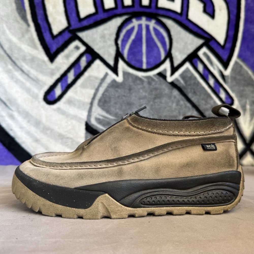 Size 10 - Nike ACG Izy Khaki {FV4317-200} Men's